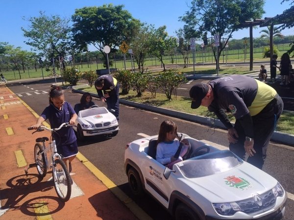 Sertãozinho promove ação educativa de trânsito para alunos da rede municipal