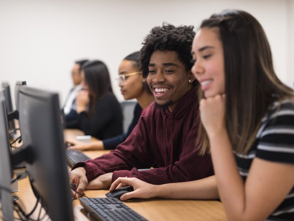 Sertãozinho recebe três cursos gratuitos de qualificação profissional da Fatec